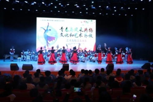 青春與風(fēng)采共揚(yáng),文化與藝術(shù)齊放 記張江集團(tuán)學(xué)校第七屆校園文化藝術(shù)節(jié)活動報道